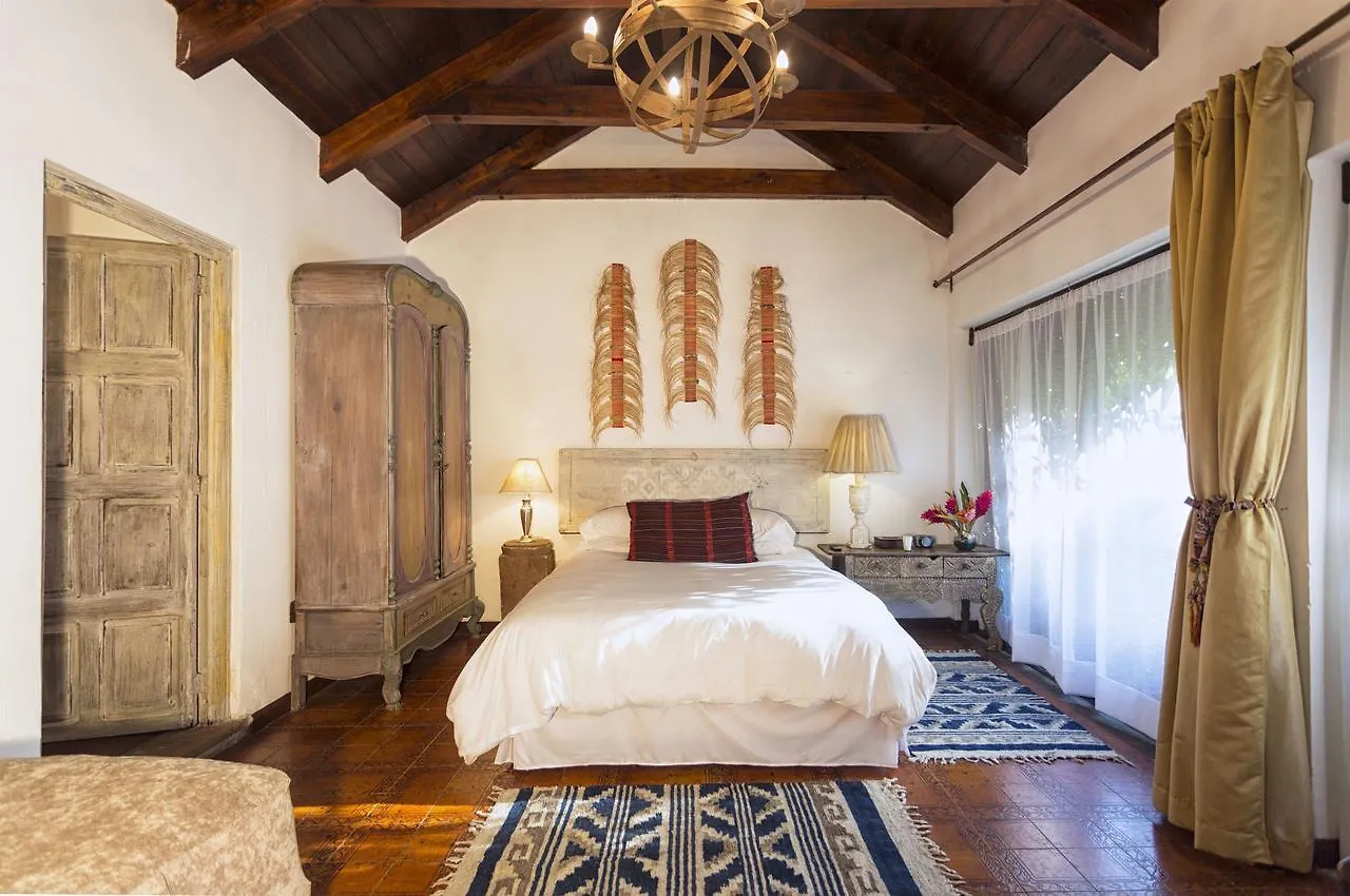 Bed and Breakfast Palo Santo Антигуа-Гватемала 3*,